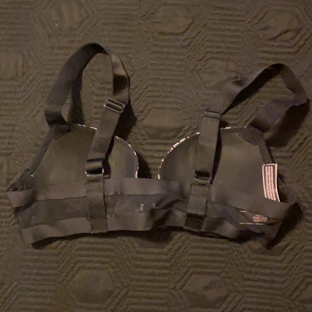Victoria’s Secret bra - Picture 2 of 3
